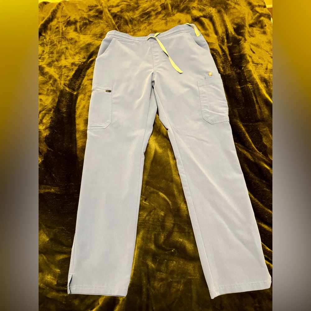 Figs high waisted Yola skinny scrub pants, medium